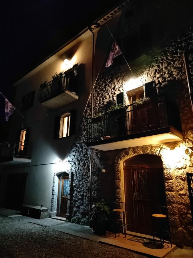 Hotel Le Stanze Della Terrazza Sul Borgo Castel del Piano  Exterior foto